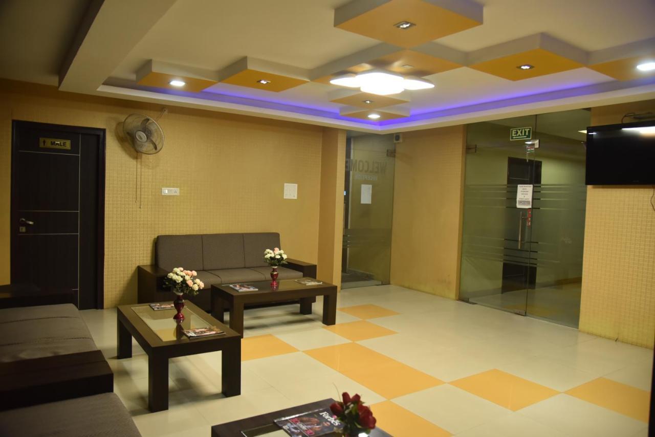 Hotel Nexus L Hotels In Charbagh Lucknow Esterno foto