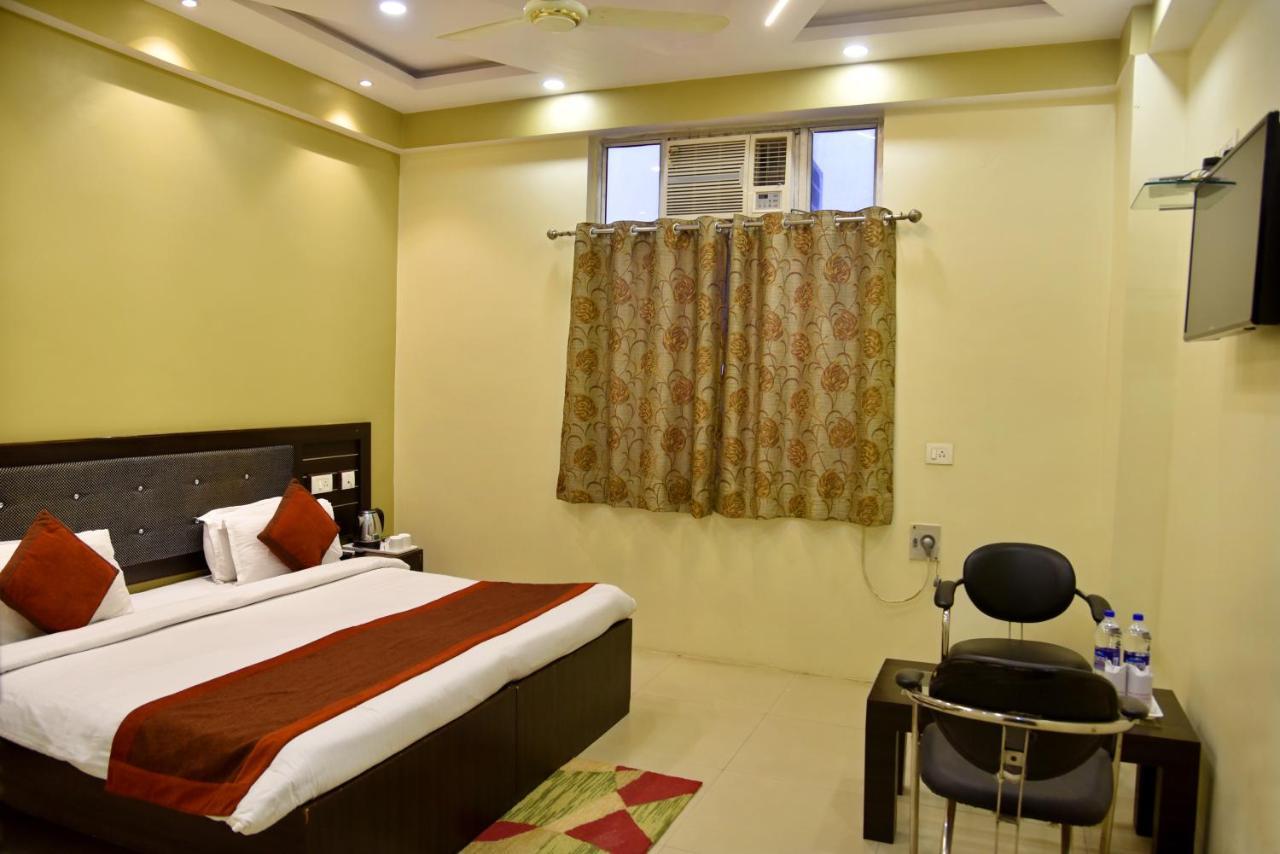 Hotel Nexus L Hotels In Charbagh Lucknow Esterno foto