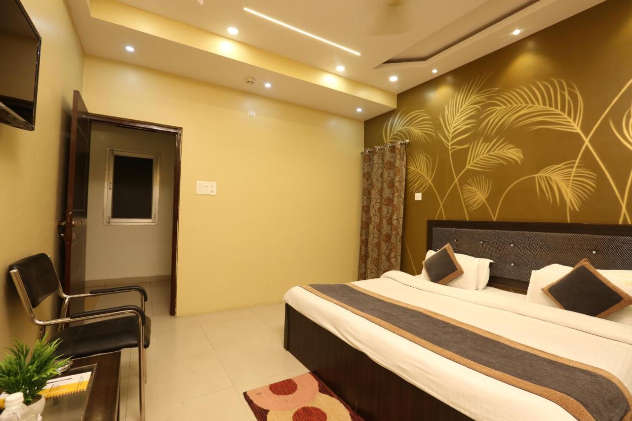 Hotel Nexus L Hotels In Charbagh Lucknow Esterno foto